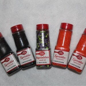 Betty Crocker Festive Sprinkles Set - Black, Purple, Orange